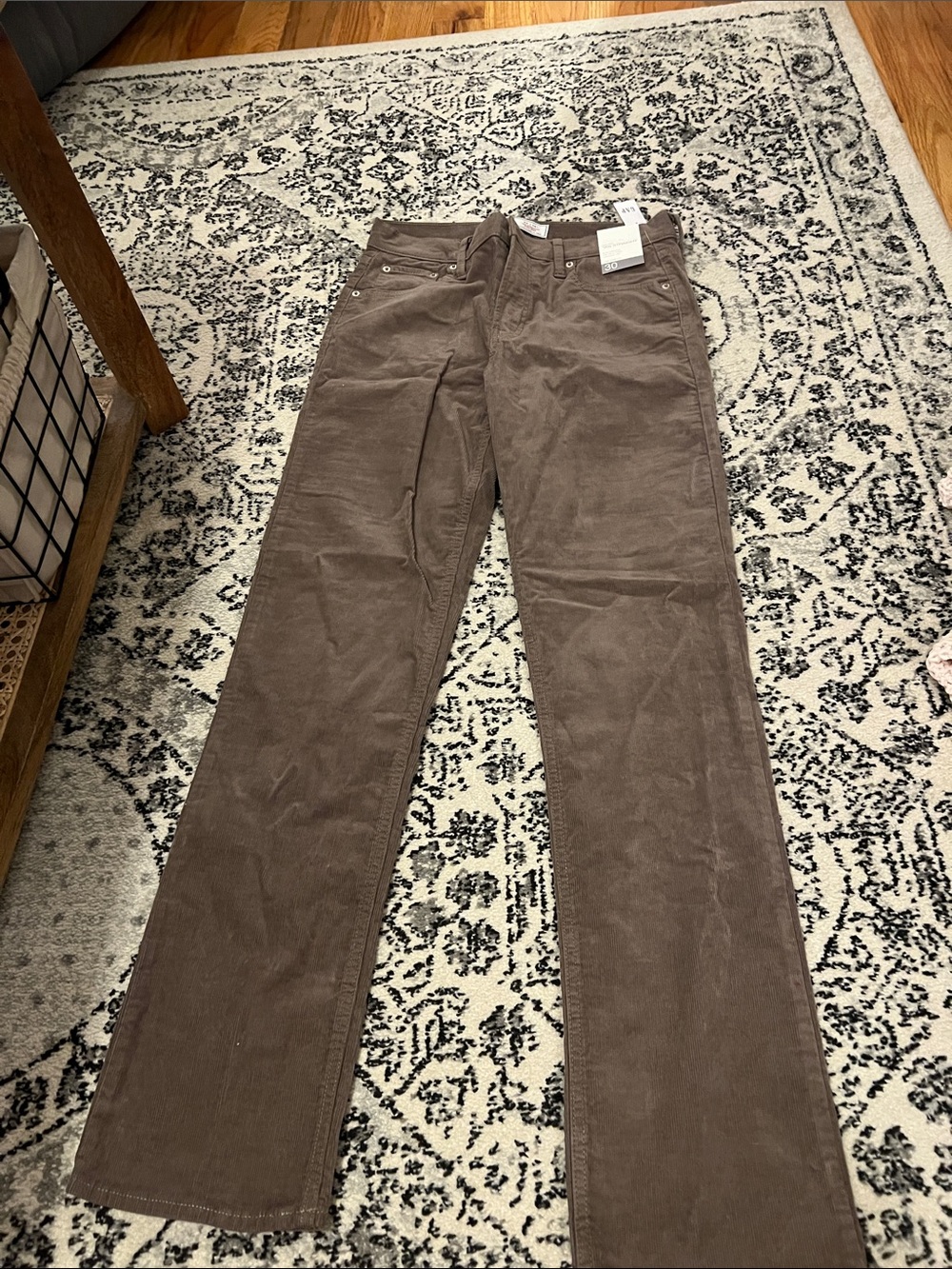 NWT GAP women’s  Corduroy Straight-Leg Pants in Brown Sz 30L